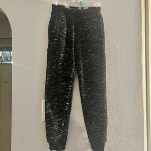 Brooklyn’s Best Black White Joggers Comfort Boys Pants L 14 -16